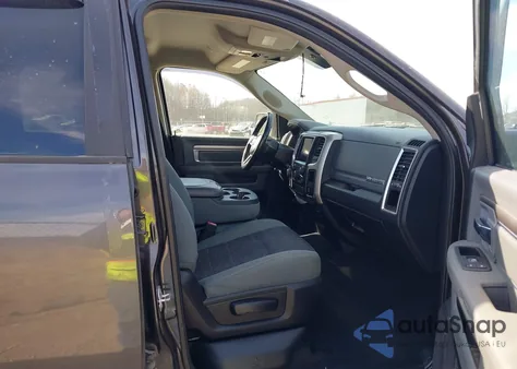 2018 Ram 1500 Big Horn 4X4 5'7 Box from USA, damaged, VIN 3C6RR7LT0JG254341